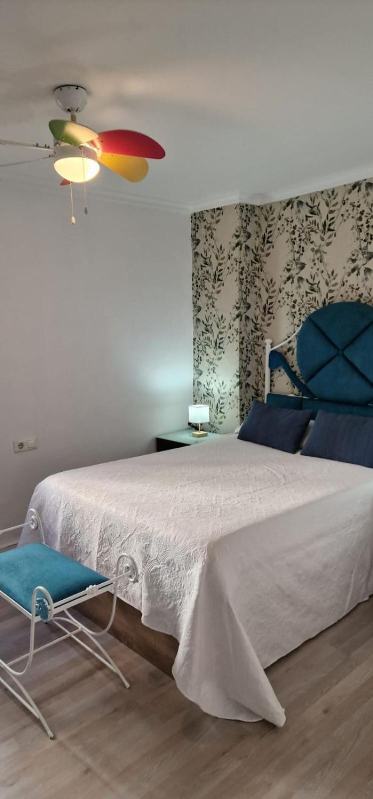 Apartamentos Ana'S Cozy Inns Torremolinos Bagian luar foto