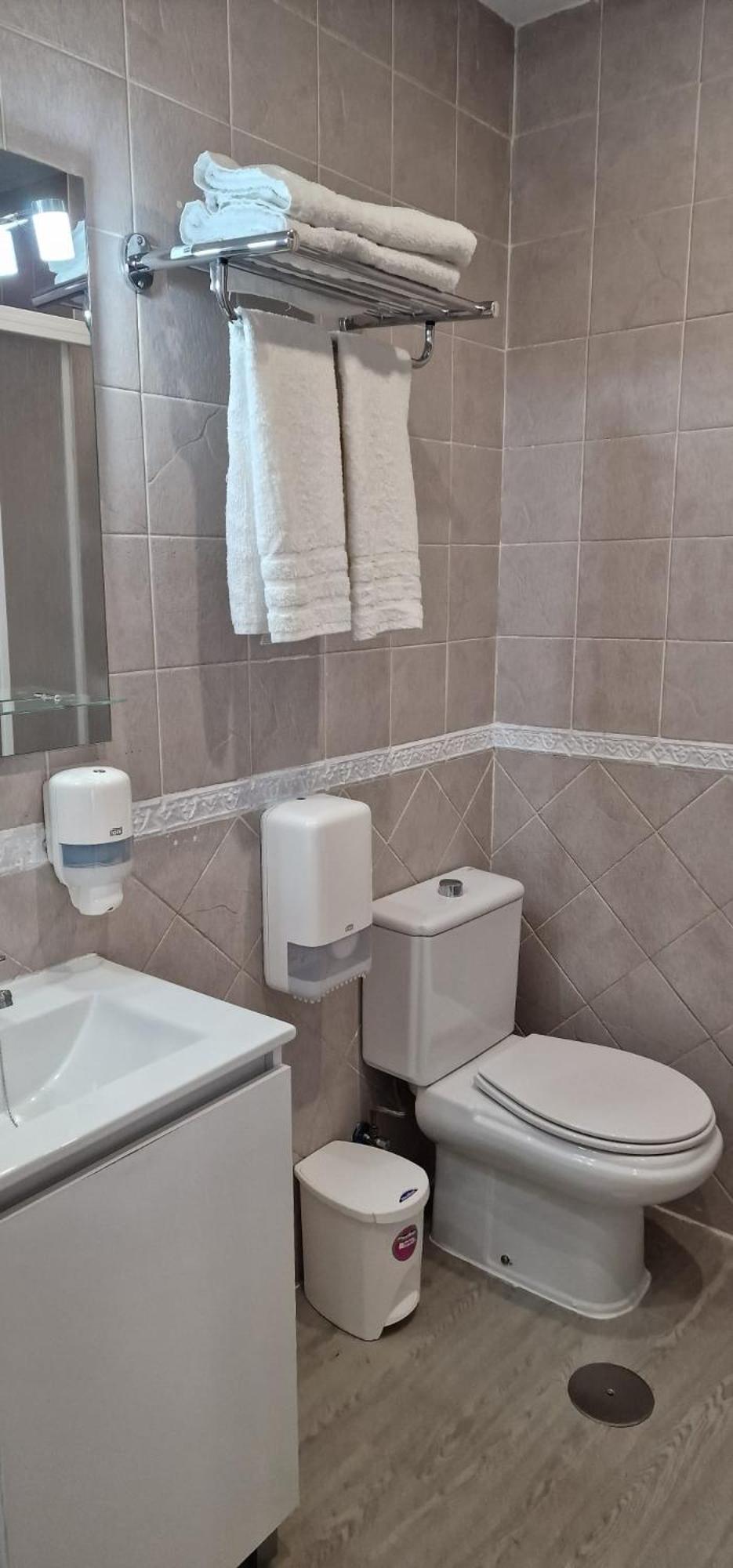 Apartamentos Ana'S Cozy Inns Torremolinos Bagian luar foto